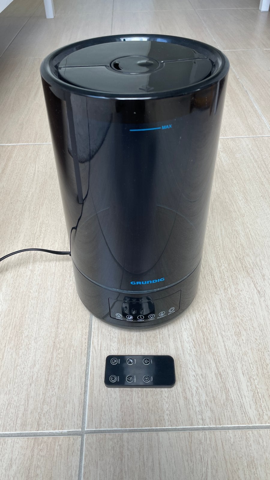 Grundig luchtbevochtiger met afstandsbediening – €14,99, Enlèvement ou Envoi, Comme neuf, Humidificateur