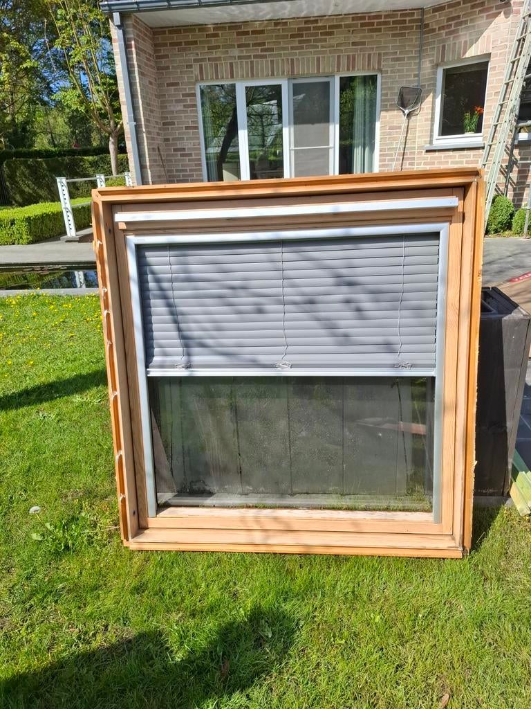 Velux dakraam, Ophalen