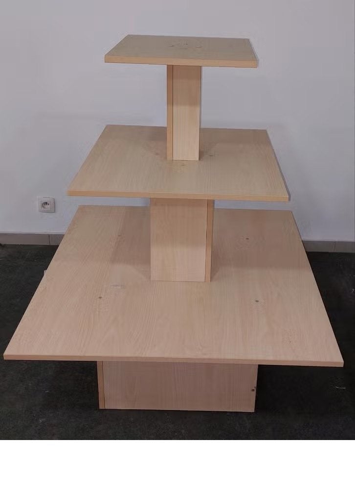 Houten presentatietafels, Ophalen