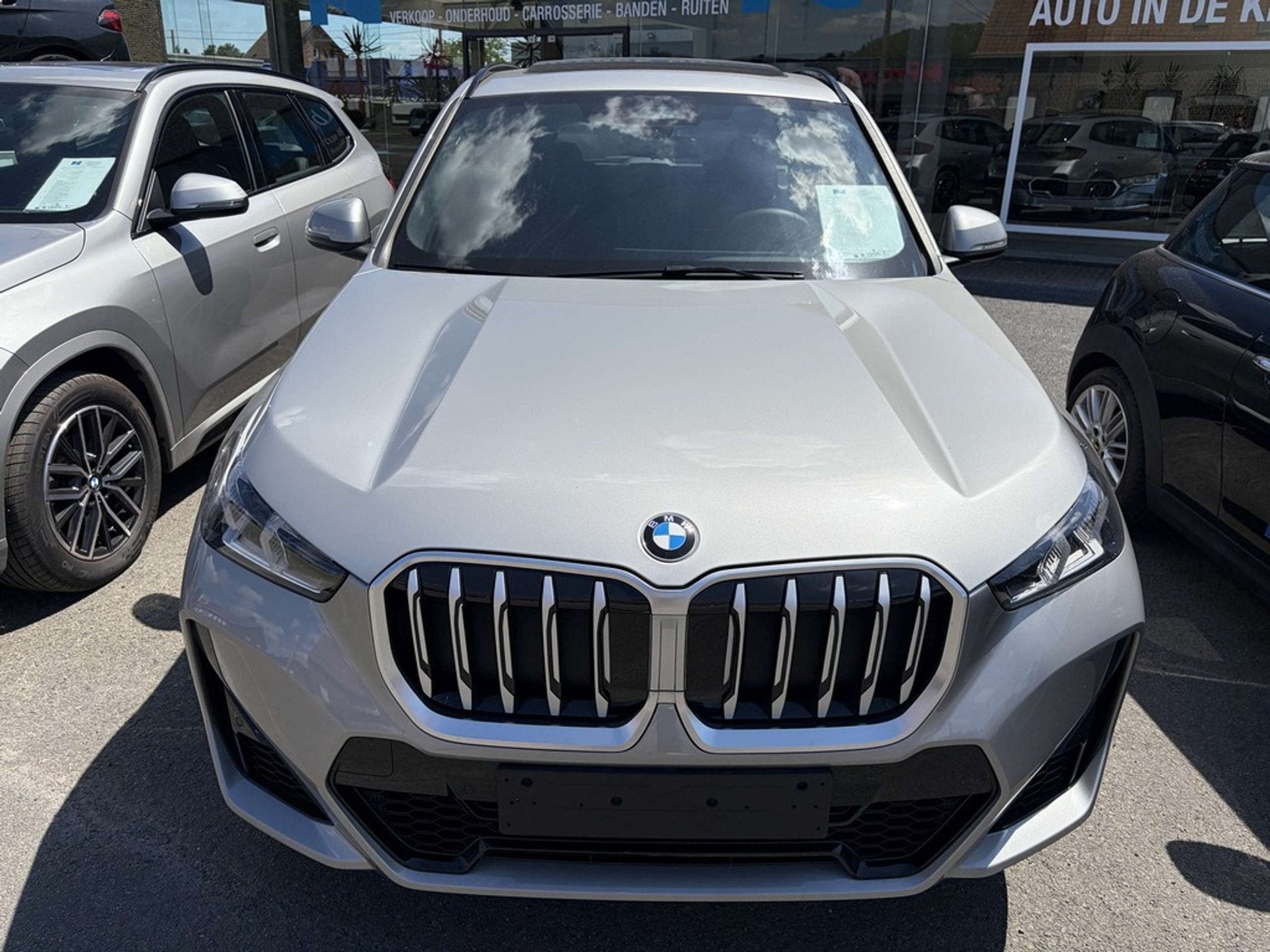 BMW X1 sDrive18i MHEV M Sport | Panodak | Sfeer | Camera | A, Auto's, BMW, Gebruikt, Zwart, 136 pk, Bedrijf