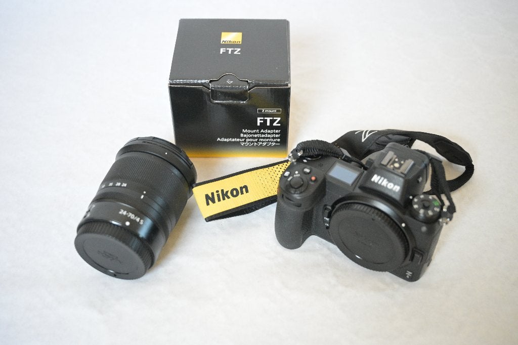 Nikon Z6 + Lens 24-70/4 + FTZ-adapter + eventueel XQD 64 Gb, TV, Hi-fi & Vidéo, Comme neuf, Enlèvement, Appareil photo hybride