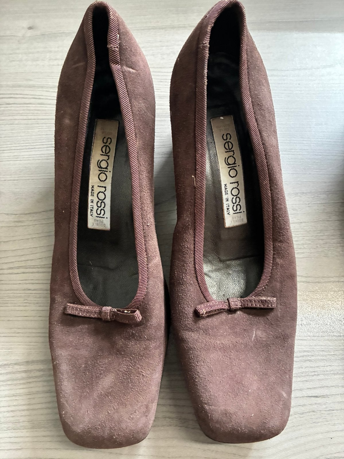 Schoenen, Ophalen, Zo goed als nieuw