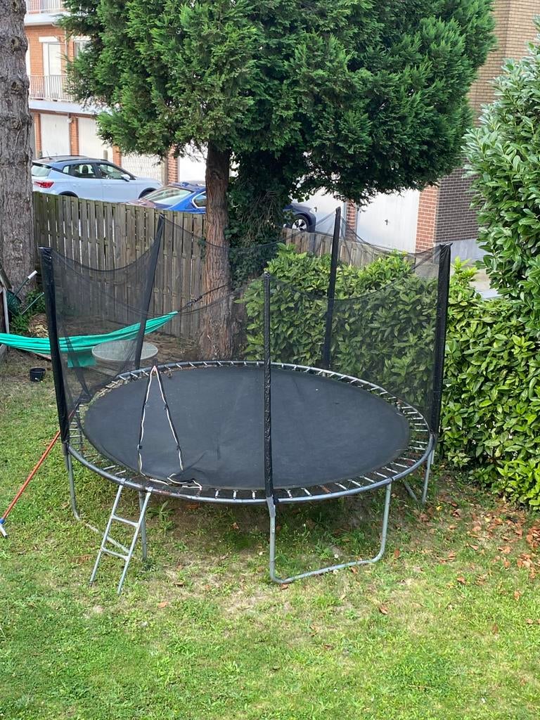 Trampoline, Enlèvement, Comme neuf