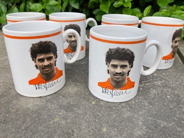 6 KOFFIE TASSEN FRANK RIJKAARD AJAX FC BARCELONA AC MILAN, Ophalen of Verzenden, Gebruikt, Overige typen