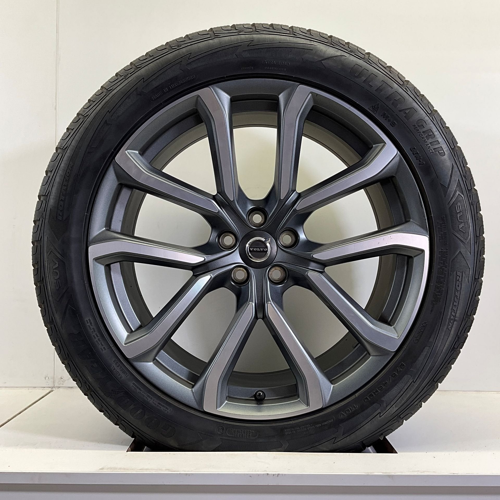 VOLVO XC90 VELGEN SET WINTERBANDEN 20 INCH *, Gebruikt, -, 275 mm, -