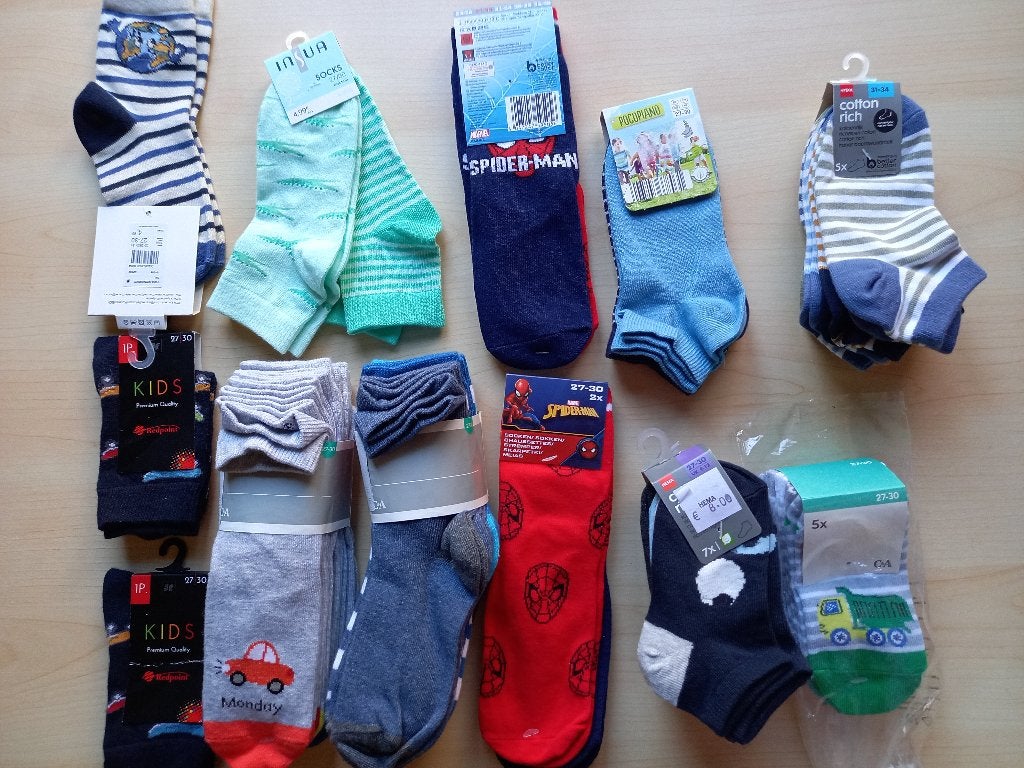 Nouveau grand paquet de chaussette taille 27-30 pour garçon, Neuf, Garçon, Enlèvement ou Envoi, Chaussettes