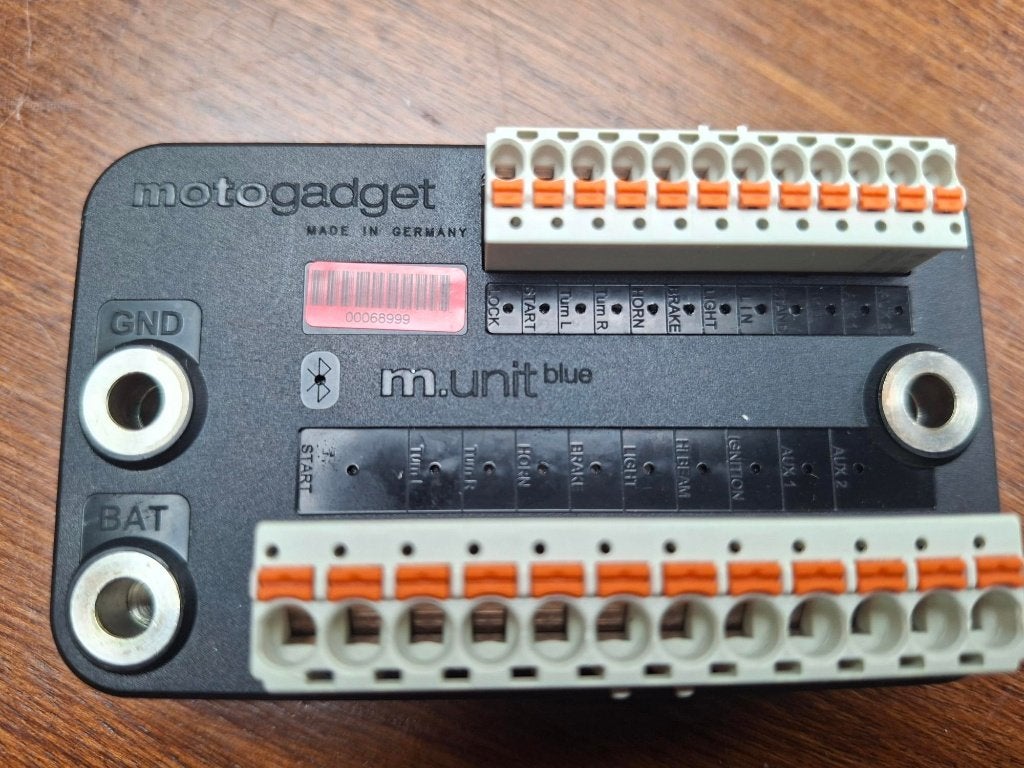 Unité Moto Gadget M bleue, Motos, Accessoires | Autre, Neuf, Enlèvement ou Envoi