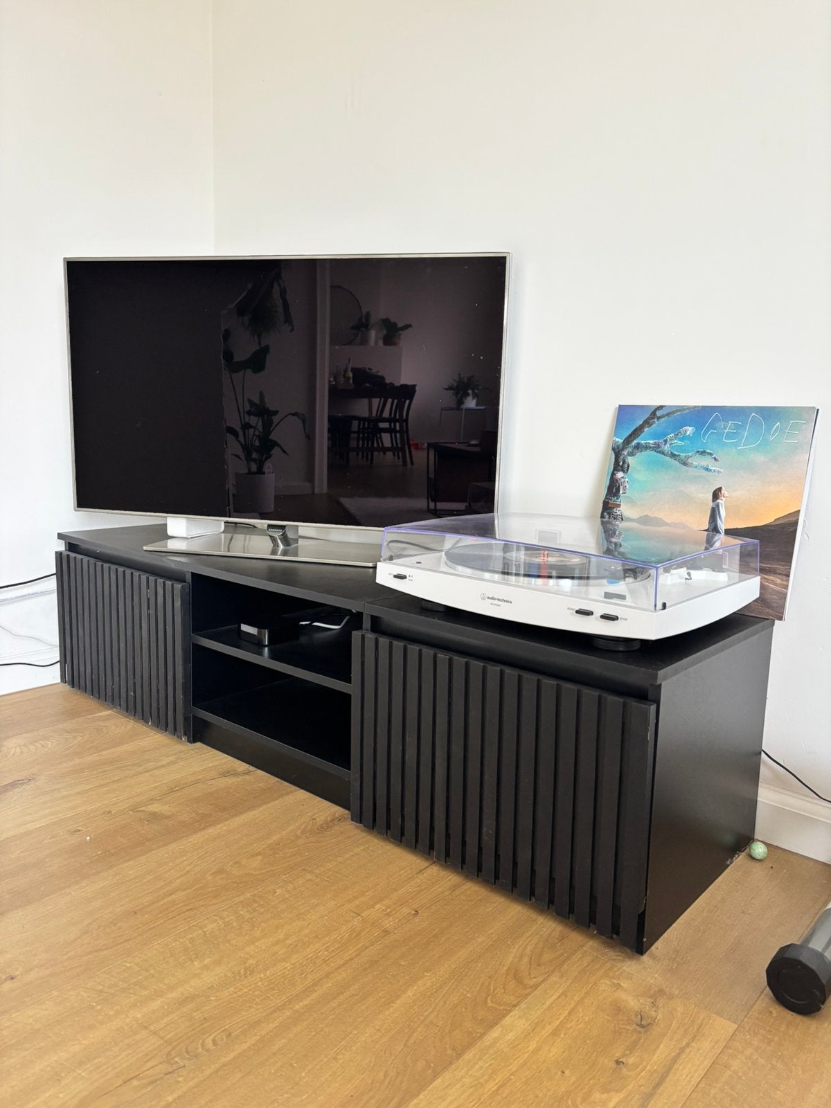 Televisiemeubel zwart, Ophalen, Gebruikt, 100 tot 150 cm, Minder dan 100 cm
