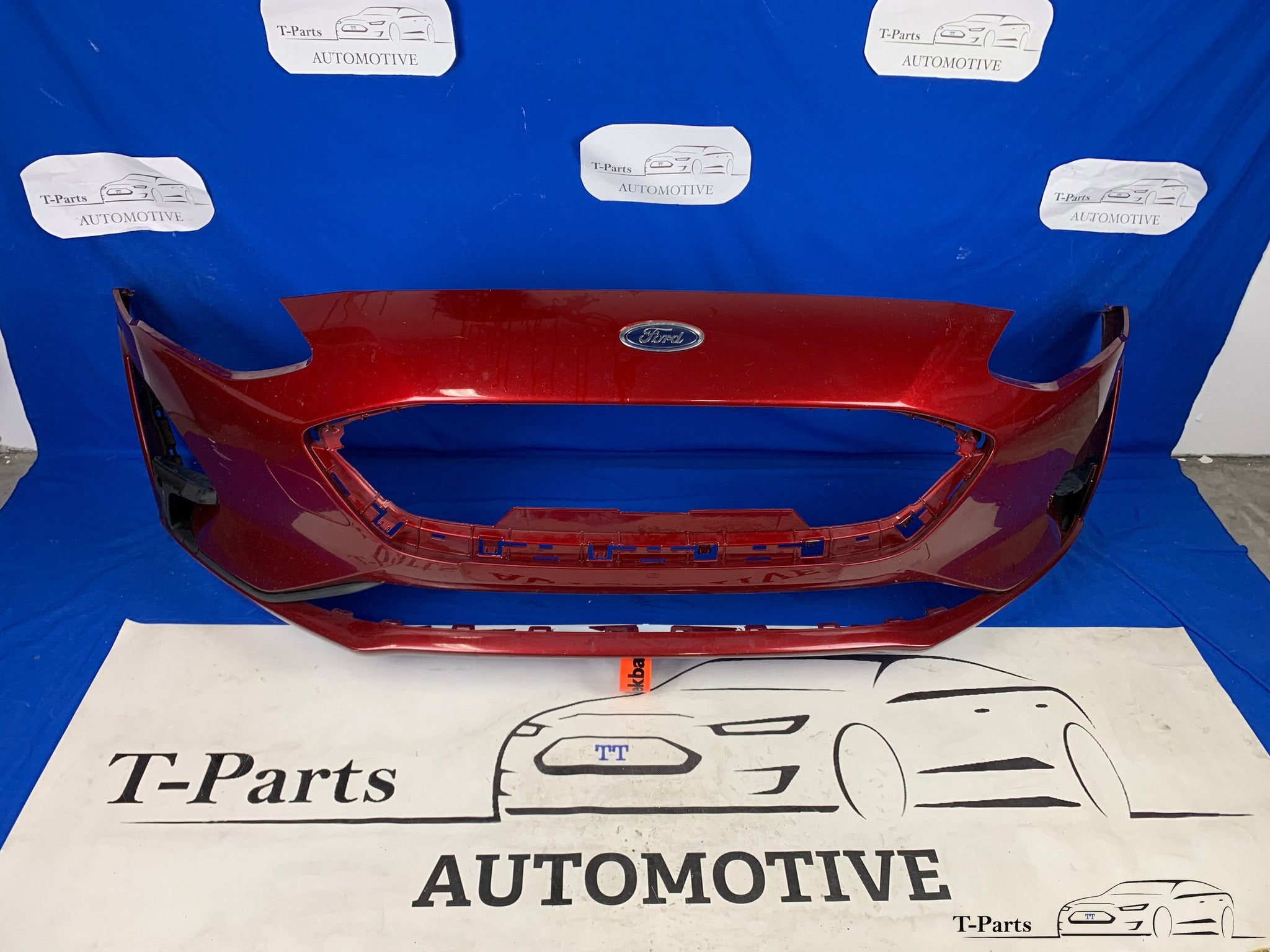 Ford focus voorbumper bumper 17+ origineel, Info@fabrikant.eu, Ford, Bumper, Fabrikantstraat 1
1000 AA  Amsterdam