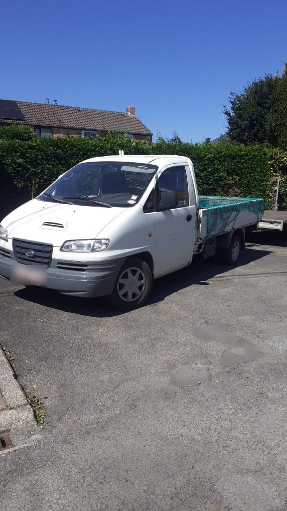 Hyundai H1 pick-up plateau 2.5 TD 2005, 148 000 km, Stof, Wit, Grijs, Particulier