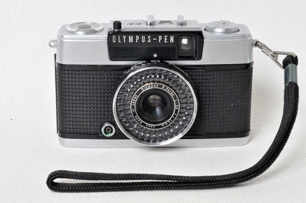 Olympus Pen EE-3 ( demi format 18 x 24 mm )  Argentique, Enlèvement ou Envoi, Utilisé, Compact, Olympus
