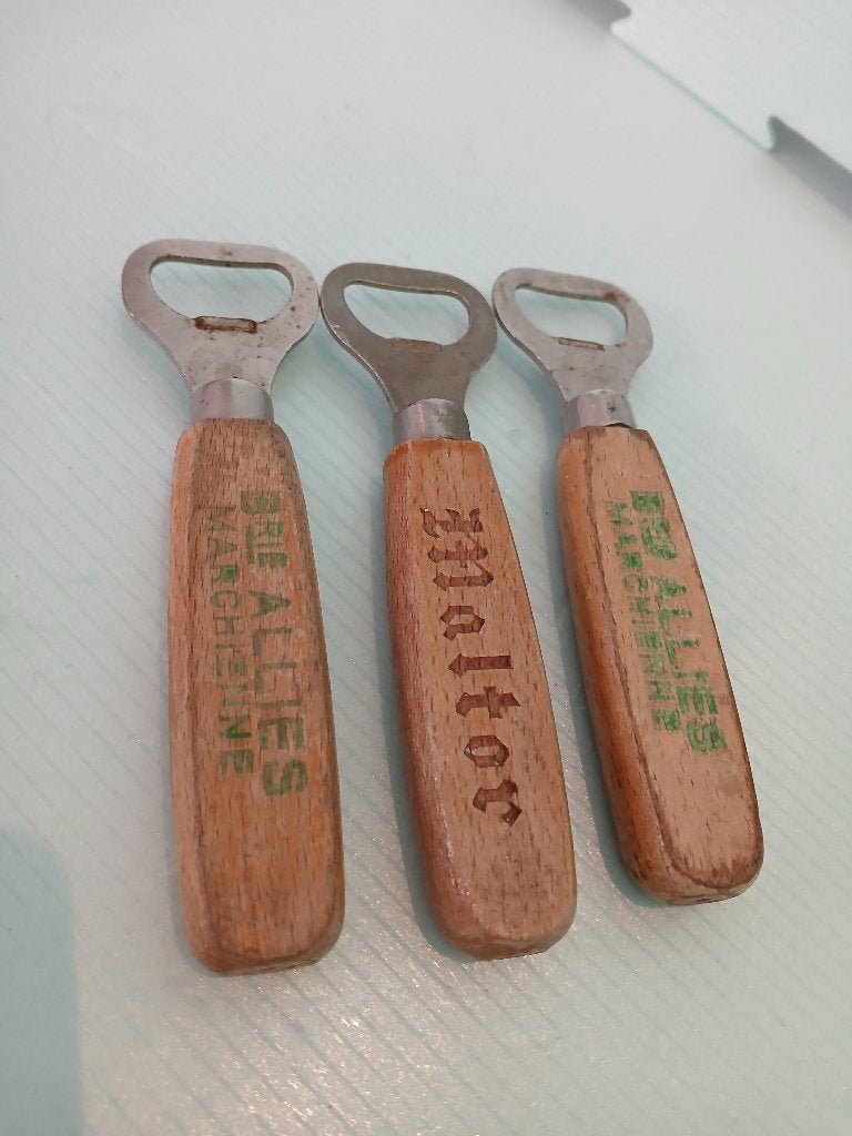 Trois ouvre-bouteilles Brie des ALLIES Maltor ..., Collections, Enlèvement ou Envoi, Utilisé, Ouvre-bouteille, Autres marques