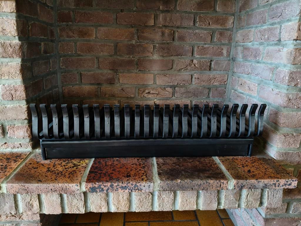 Grille de cheminée en fonte solide, Enlèvement