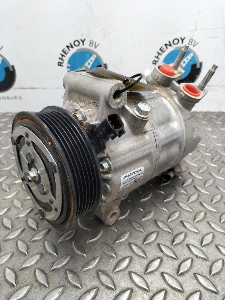 FORD TOURNEO COURIER M1 Limited AIRCO COMPRESSOR / AIRCOPOMP, Ophalen of Verzenden, Gebruikt, Stiba lid
