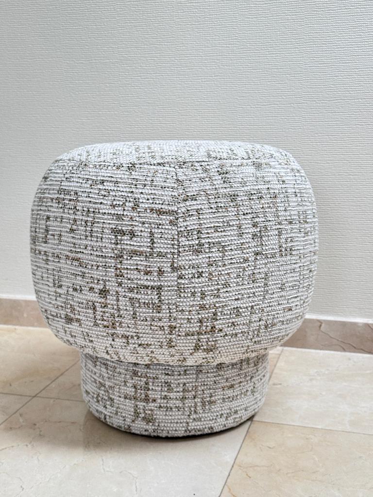 Pouf Juntoo Corco en Tropo Moss — TOUT NEUF, Neuf, Enlèvement ou Envoi, Rond, Moins de 50 cm