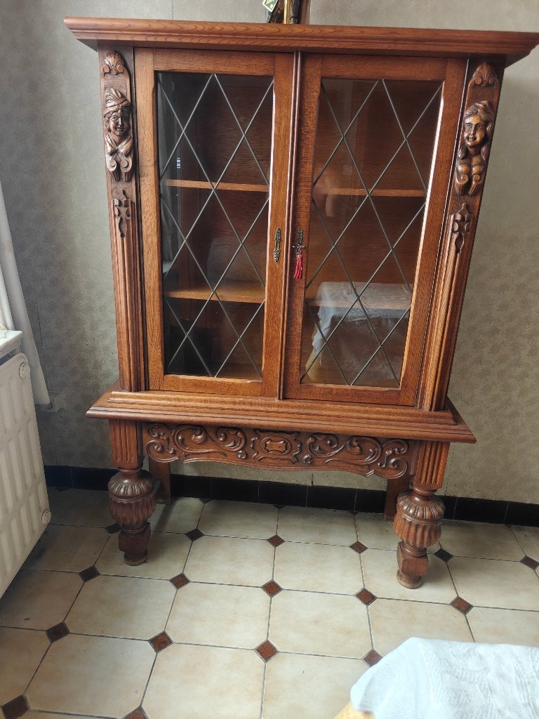 vitrinekast, Ophalen, 50 tot 100 cm, 150 tot 200 cm, 25 tot 50 cm