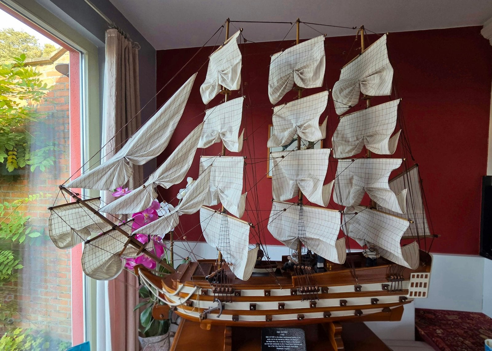 Houten boot hms victory, Ophalen, Zo goed als nieuw