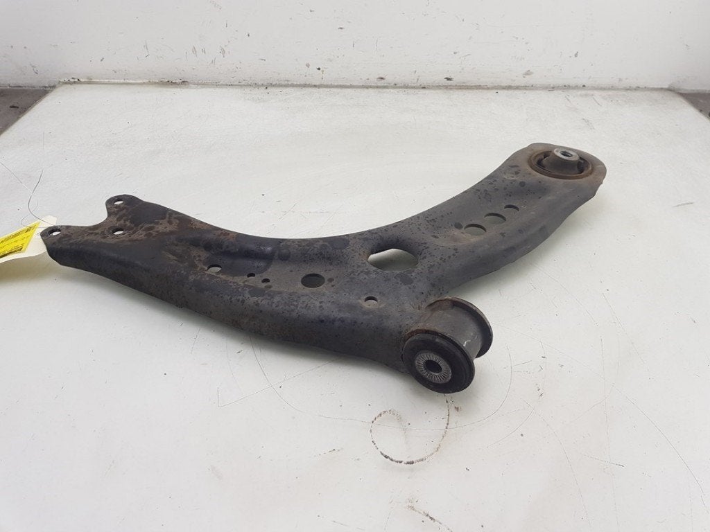 BRAS DE SUSPENSION AVANT DROIT (TRIANGLE) Golf VII (AUA), Autos : Pièces & Accessoires, Volkswagen, Volkswagen AG, Utilisé, Kundenbetreuung@volkswagen.de
