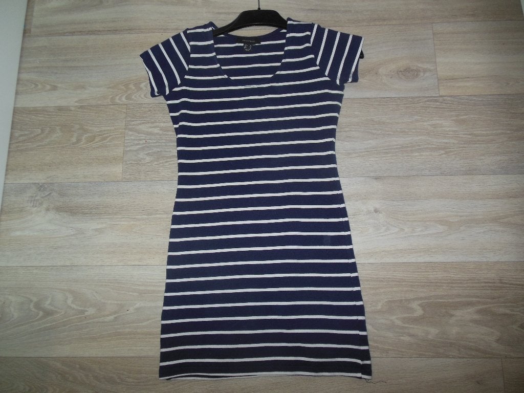 kleedje Atmosphere maat M in nieuwstaat, Kleding | Dames, Jurken, Maat 38/40 (M), Atmosphere, Ophalen of Verzenden, Zo goed als nieuw