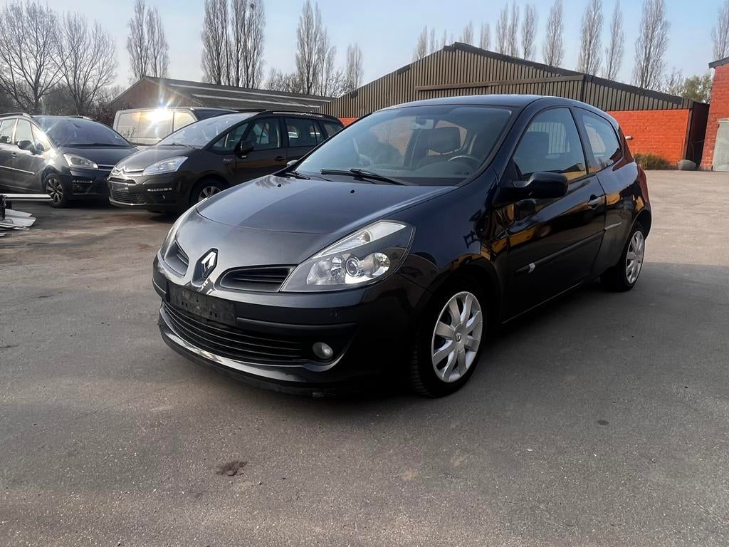 RENO CLIO 3 1.4 BENZINE VAN 2008 MET 88DKM, Auto's, Voorwielaandrijving, Stof, Zwart, Bedrijf