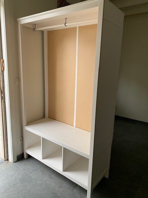 kast voor kledij,schoenen, enz.., Ophalen, 100 tot 150 cm, Zo goed als nieuw, Modern