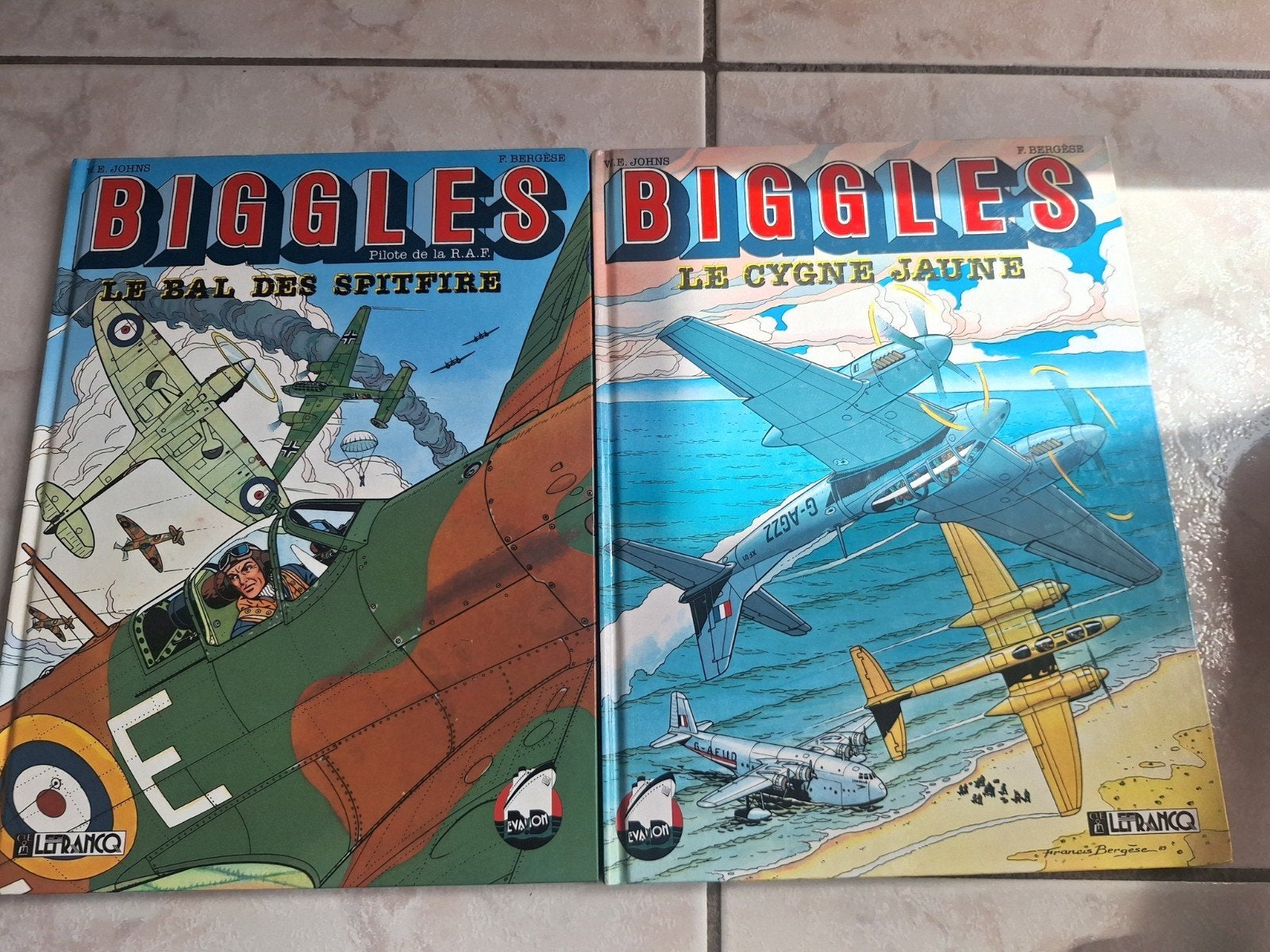Lot de 2 Bd Biggles Premières éditions Cotées pour 14€, Plusieurs BD, Enlèvement, Comme neuf