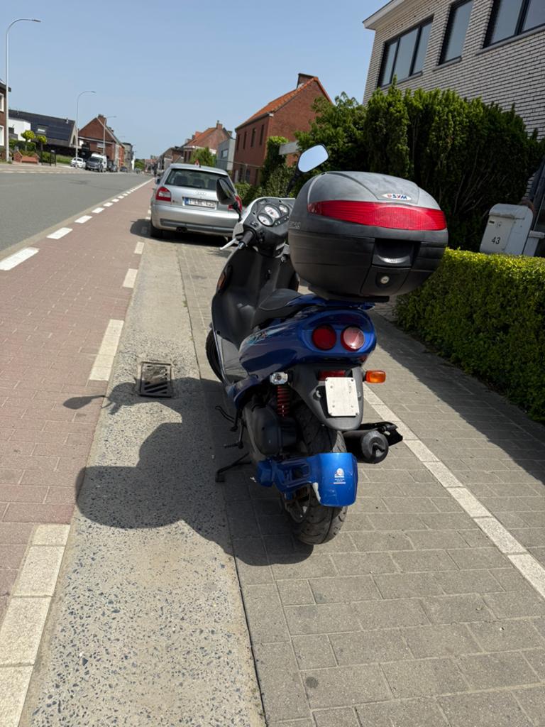 Sym, Vélos & Vélomoteurs, Scooters | Piaggio, Comme neuf, Enlèvement, Deux-temps, Classe A (25 km/h)