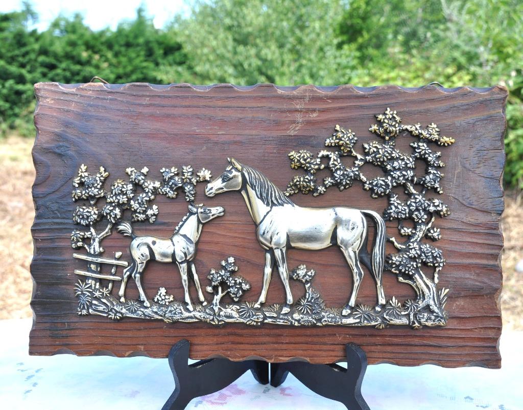 cadre mural en bois decor chevaux en metal, Enlèvement ou Envoi, Utilisé