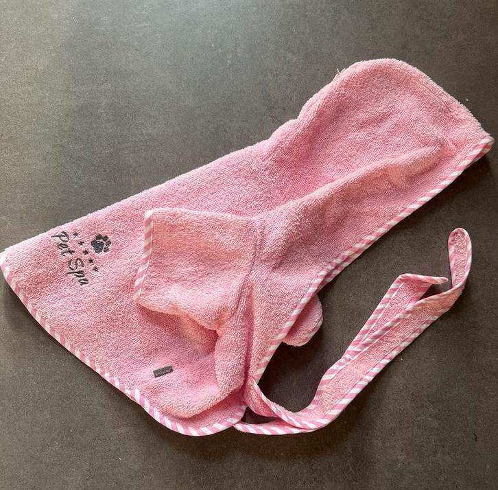 Roze badjas hond (small/puppy), Dieren en Toebehoren, Hondenkleding, Ophalen, Nieuw, Hondenbadjas