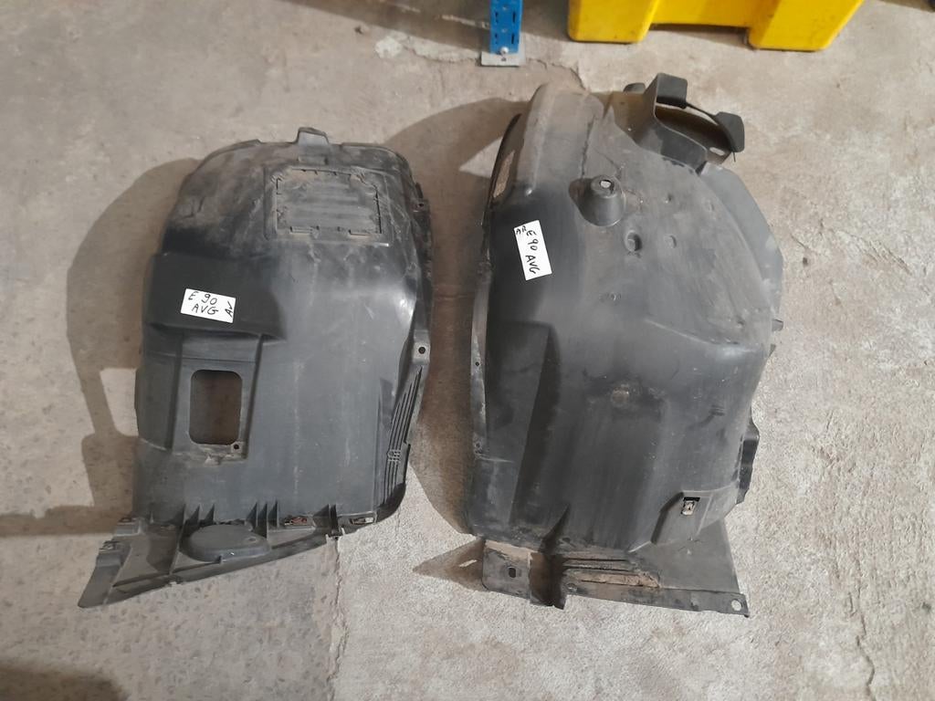 BMW E90/E91//5060 AUVELAIS voorste spatbordschalen, Auto-onderdelen, Gebruikt, Voor, Ophalen of Verzenden, Spatbord