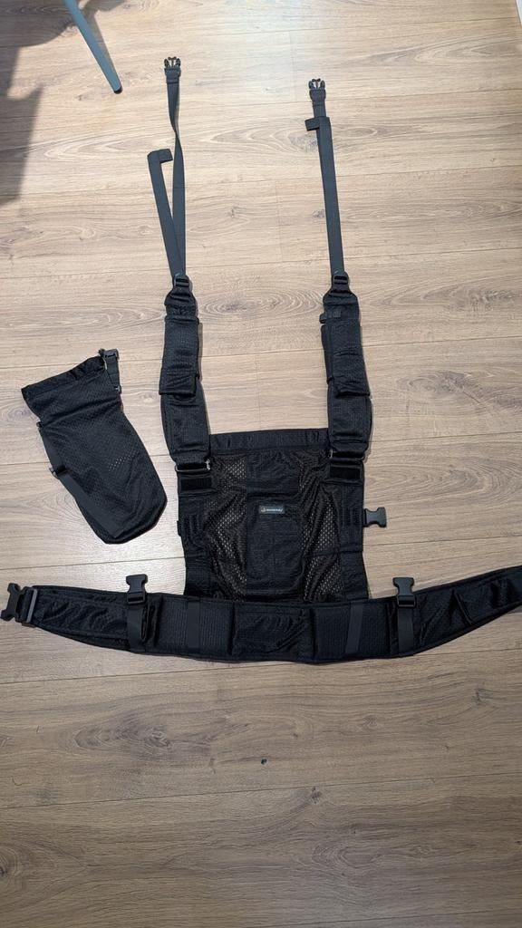 Minimonkey baby carrier, Enlèvement