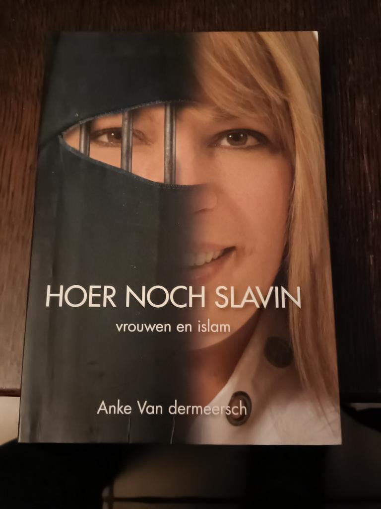 Anke vandermeersch - Hoer noch slavin. Vrouwen en Islam, Ophalen of Verzenden, Anke vandermeersch, Zo goed als nieuw
