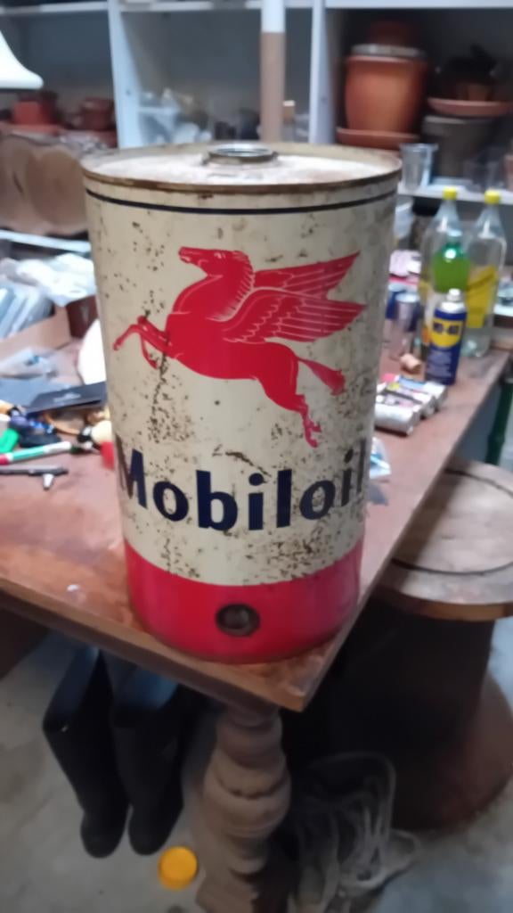 Heel Groot Vintage 30L Mobiloil Vat of Olie Blik, Ophalen