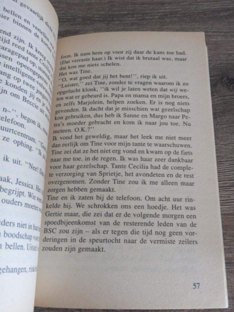 boek: Babysitters club : Babysitters overboord! - Deltas -, Boeken, Ophalen of Verzenden, Gelezen