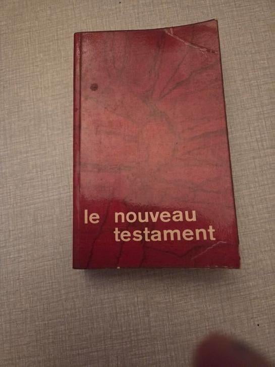 Le Nouveau Testament, Enlèvement ou Envoi, Comme neuf