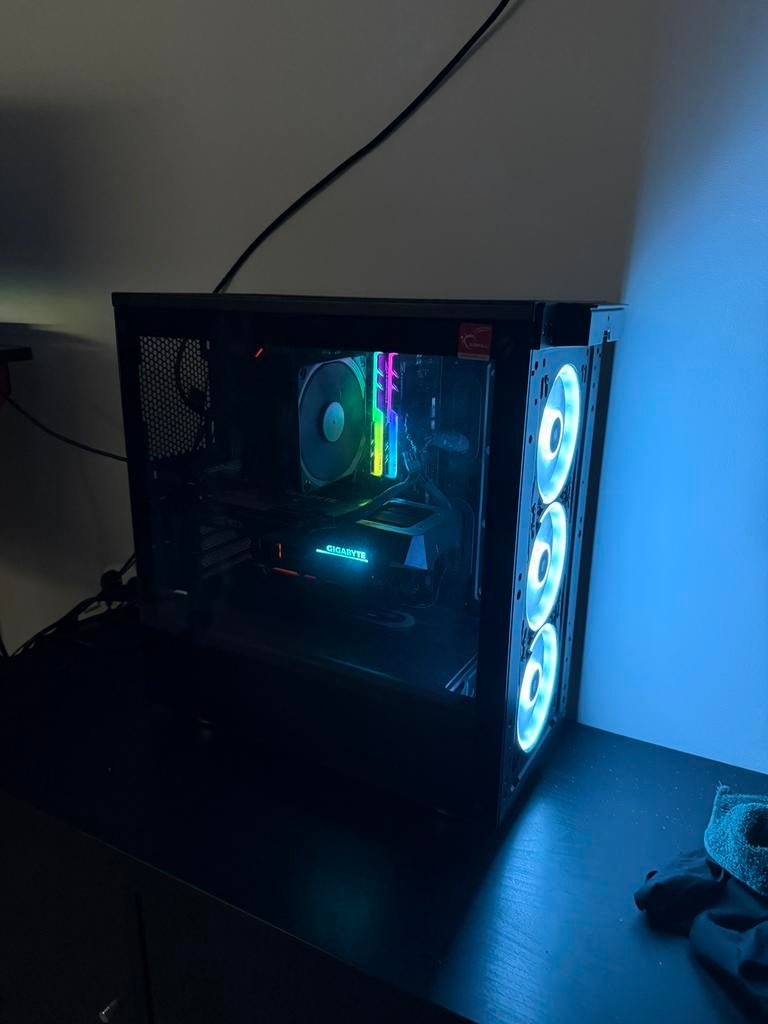Pc gamer puissant, Enlèvement, Comme neuf, SSD