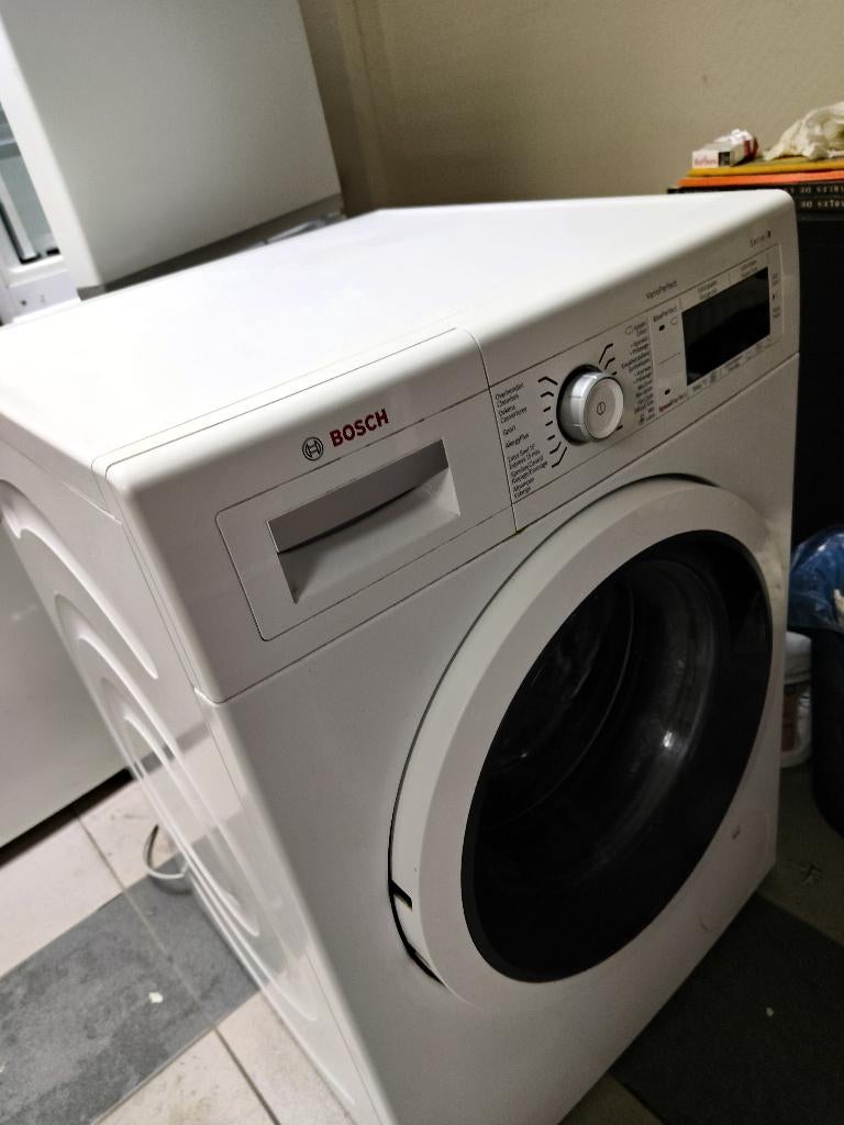 Machine a laver 7kg bosh bonne état, 6 à 8 kg, Enlèvement, Utilisé, Élévateur
