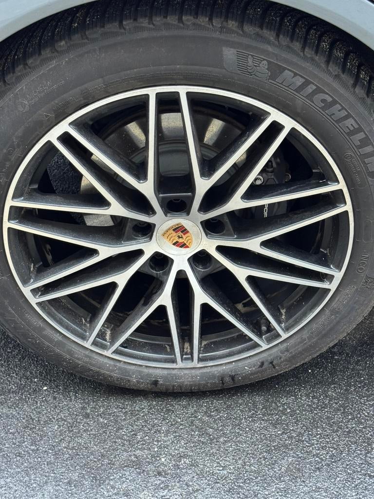 Winterset porsche cayenne 21 inch RS-Spyder design, Auto-onderdelen, Banden en Velgen, Ophalen, Gebruikt, Band(en), 21 inch