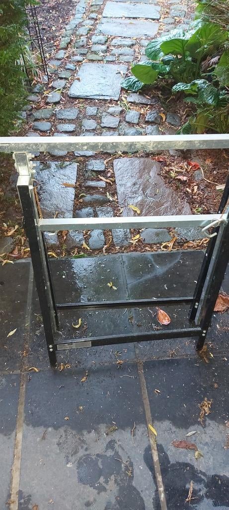 Verstelbare schraag, Ophalen, Gebruikt