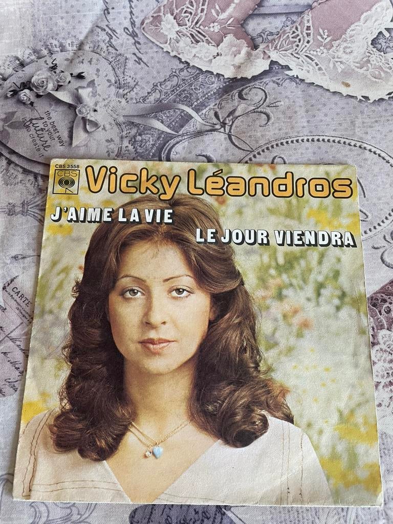Vicky leandros - j aime la vie / le jour viendra, Ophalen of Verzenden