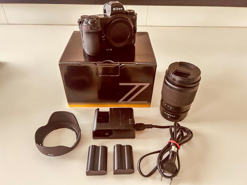 Nikon Z6 II + Nikkor Z 24-200mm f/4-6.3 lens, Ophalen, Zo goed als nieuw, Nikon, 24 Megapixel