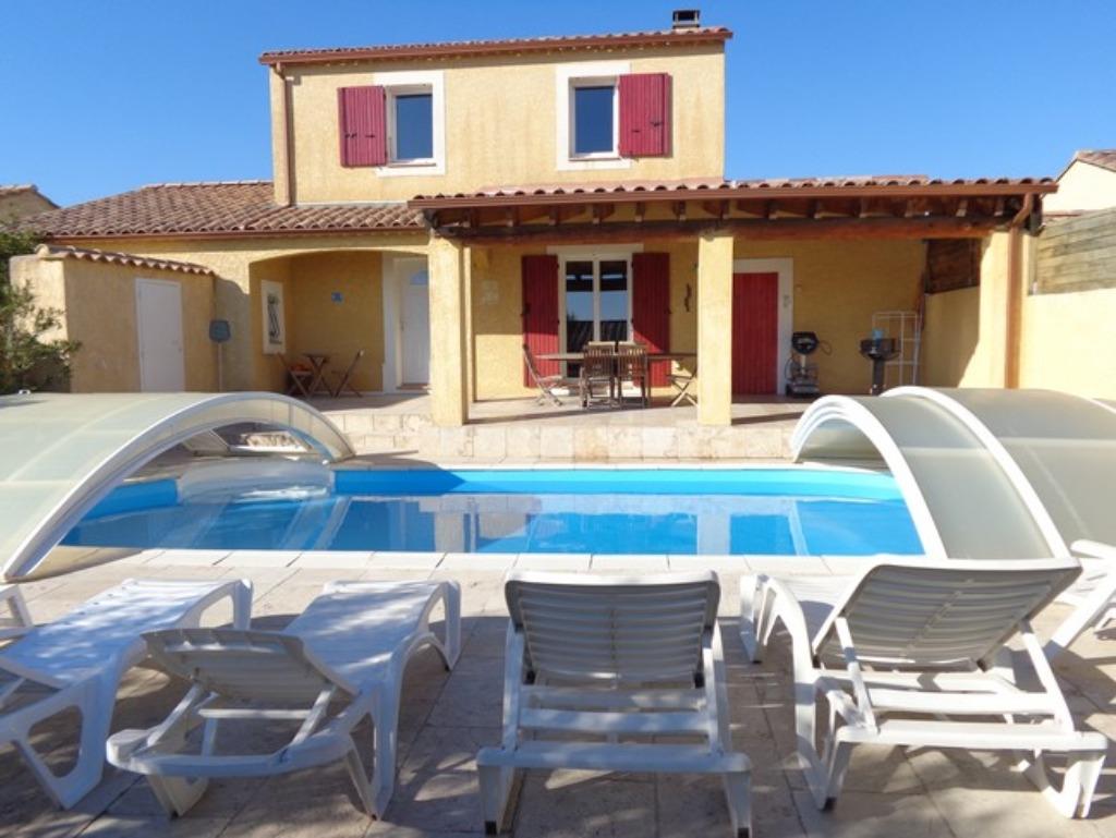 Comfortabele Villa in Beaucaire ( Gard ) LAST MINUTE, Open haard, Dorp, Provence en Côte d'Azur, Aan meer of rivier