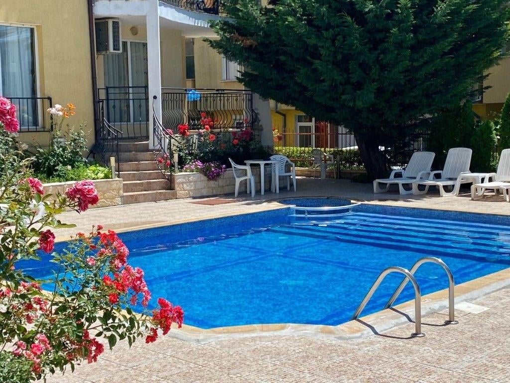Appartement met twee slaapkamers in Sunset, Bulgaria, Immo, Buitenland, Overig Europa, Appartement, Dorp
