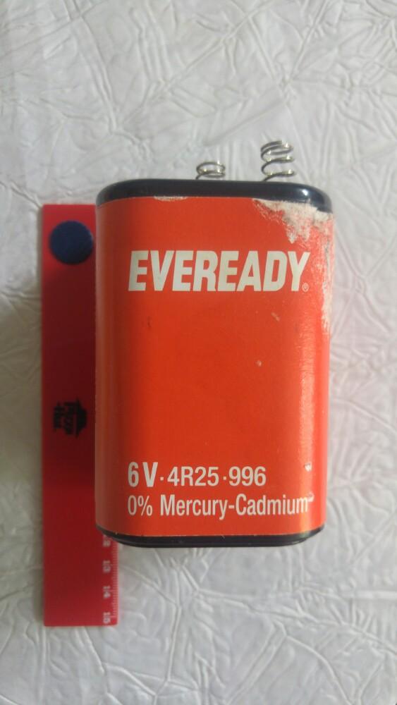 Vintage 1 batterie eveready 6v 4r25 exp 03.19, Enlèvement ou Envoi, Utilisé