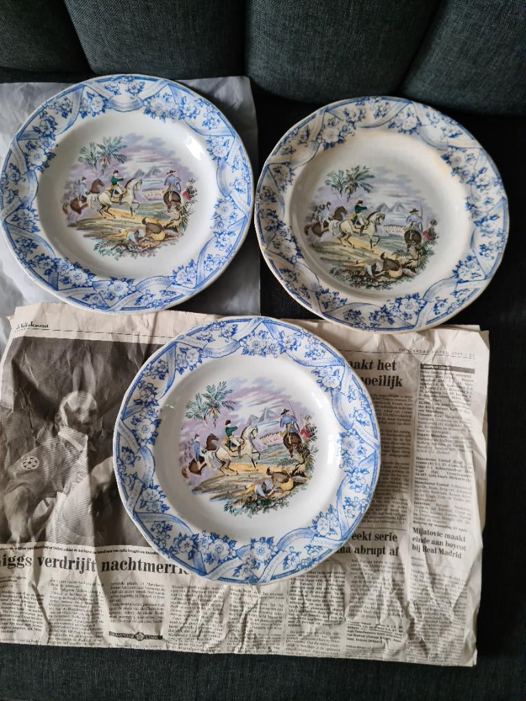 Assiettes Petrus Regout Postdam, Antiquités & Art, Enlèvement ou Envoi