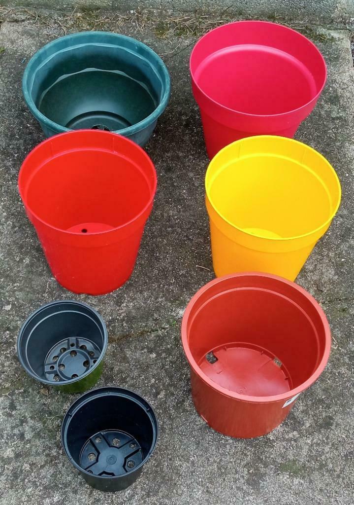 Ensemble de pots de fleur en plastique, Ophalen, Overige materialen, Rond, Zo goed als nieuw