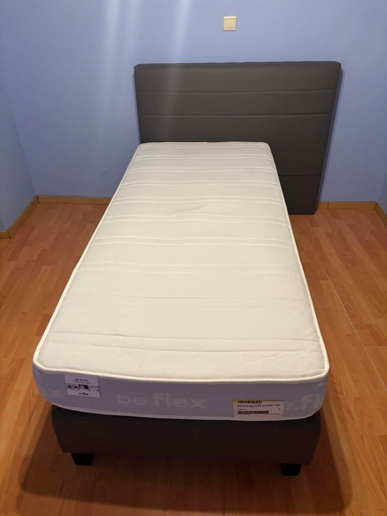 Lit simple, sommier 80 cm avec nouveau matelas ensaché, Enlèvement, Comme neuf