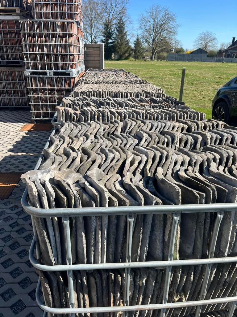 Oude boomse pannen, Enlèvement, Comme neuf