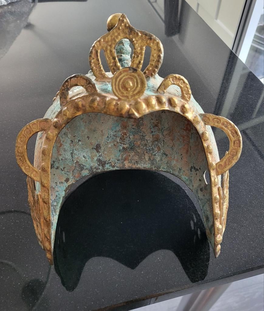 Casque ancien asiatique, Enlèvement ou Envoi