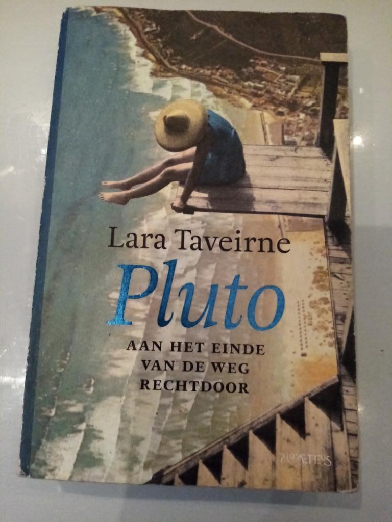 Pluto (Lara Taveirne), Ophalen of Verzenden